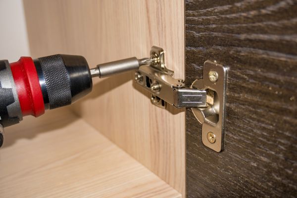 Cabinet Hinge Replacement in Weatherford
