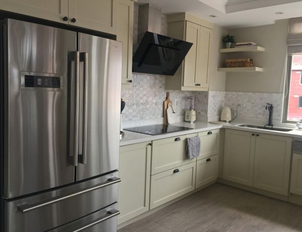 Cabinet Pulls Installation in Weatherford